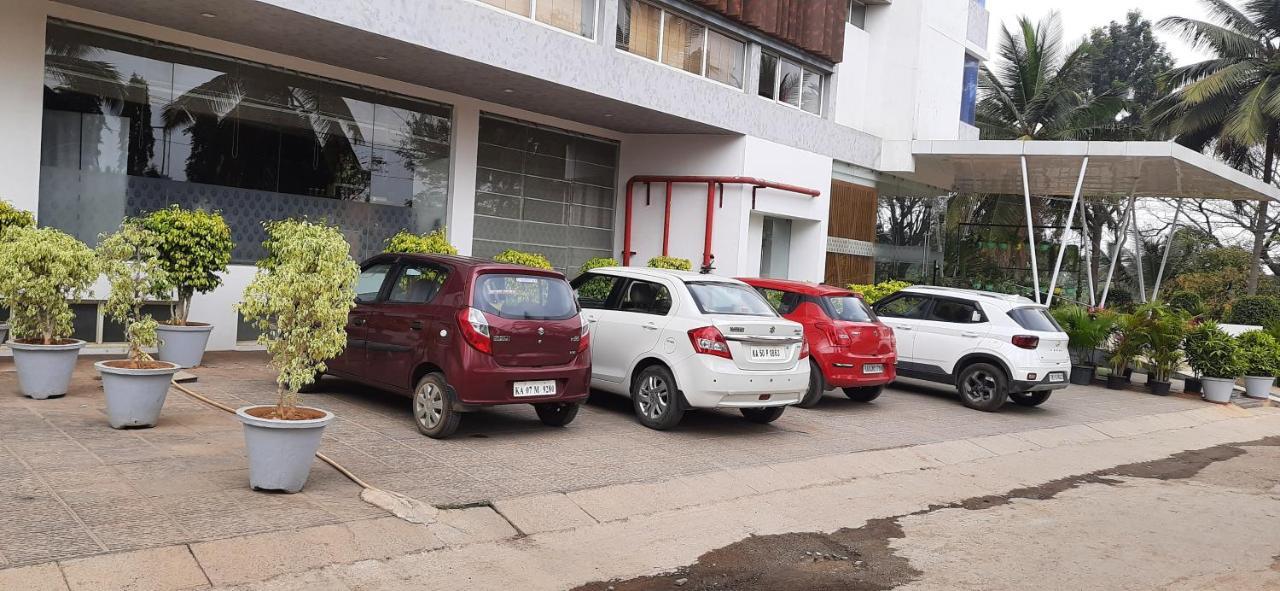 Shivas Gateway Hotell Devanahalli Exteriör bild