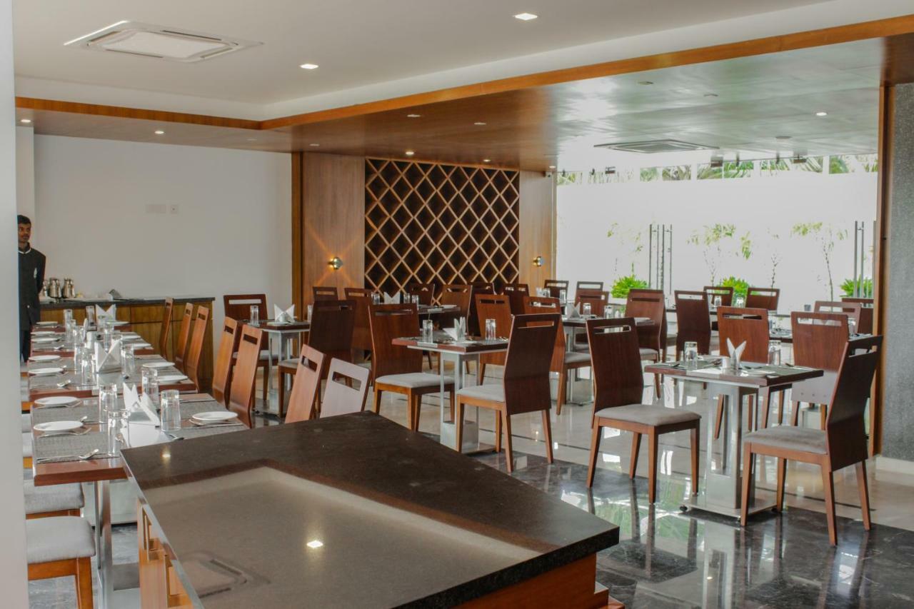 Shivas Gateway Hotell Devanahalli Exteriör bild