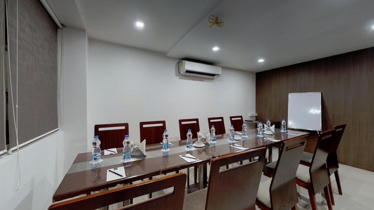 Shivas Gateway Hotell Devanahalli Exteriör bild